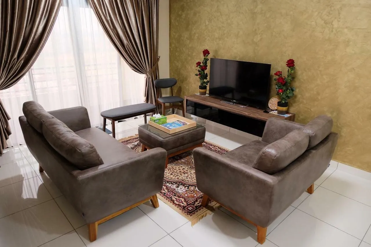 Contacten van 1Tebrau Residences, N-24-01, Block B, 1 Tebrau