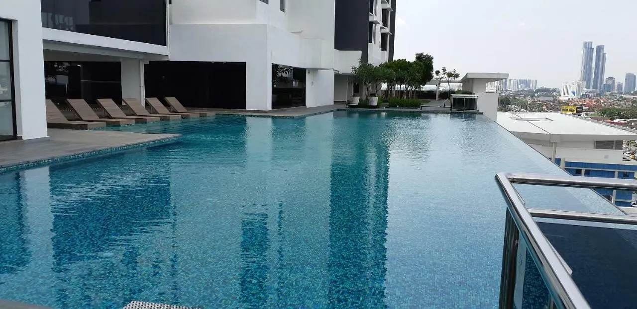1Tebrau Residences, N-24-01, Block B, 1 Tebrau Johor Bahru Appartement